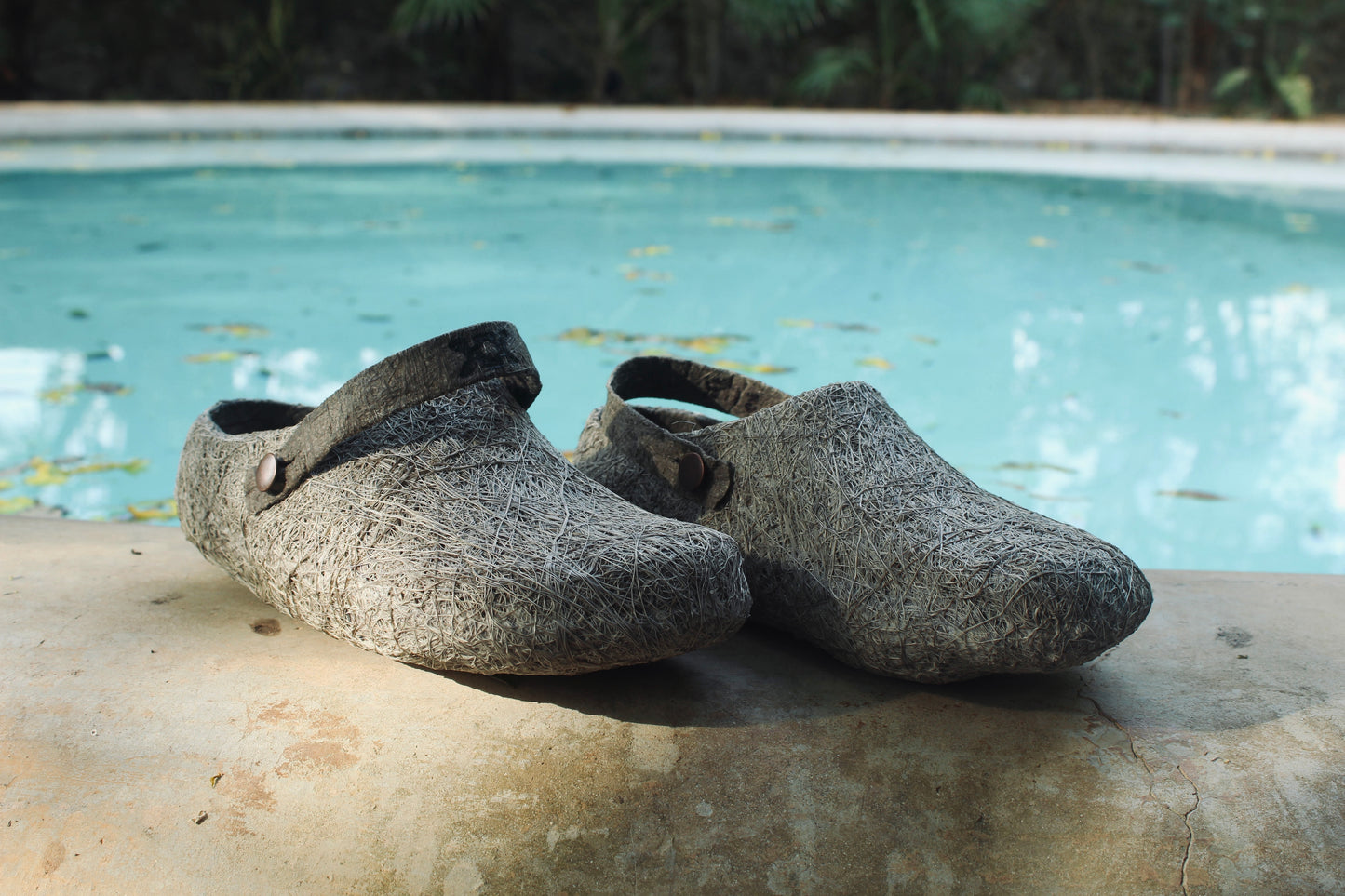Waterproof Bolillo